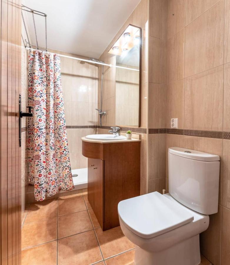 Apartamentsaloriaburg Farrera エクステリア 写真