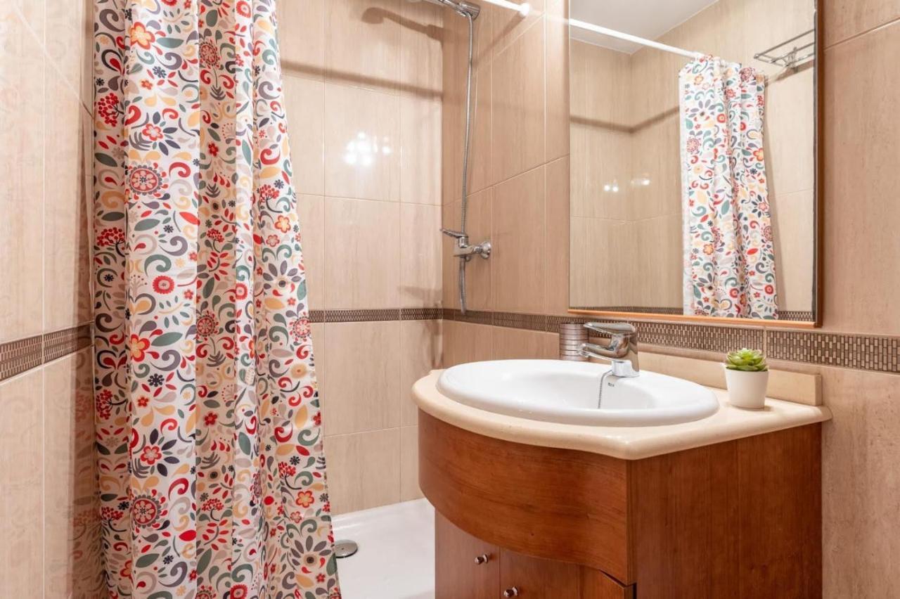 Apartamentsaloriaburg Farrera エクステリア 写真