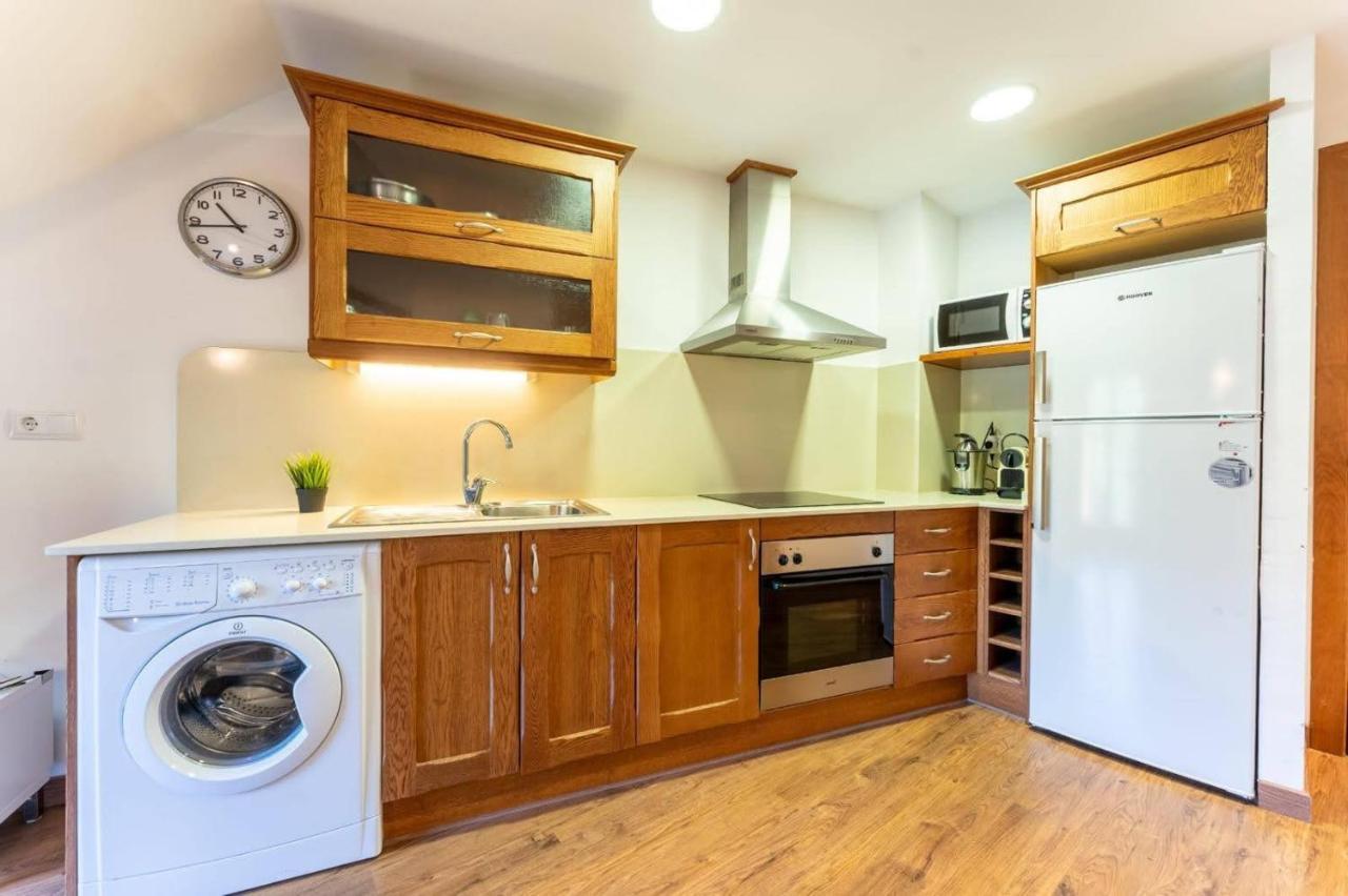 Apartamentsaloriaburg Farrera エクステリア 写真